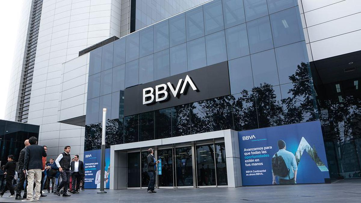 La Batalla Ofensiva y Defensiva de 12.2 Mil Millones de Euros: La Estrategia Financiera Detrás de la Adquisición Hostil de BBVA sobre Sabadell.